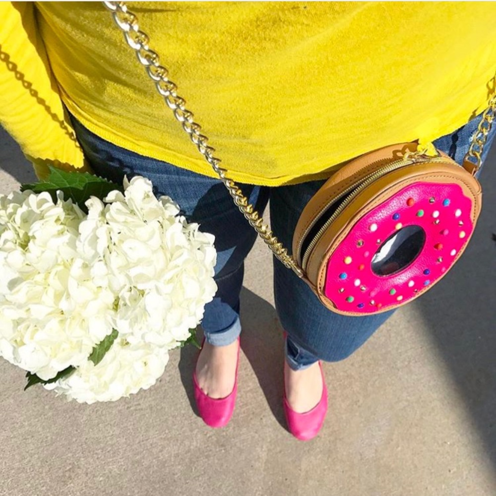 Betsey Johnson Donut Studded Crossbody 🍩